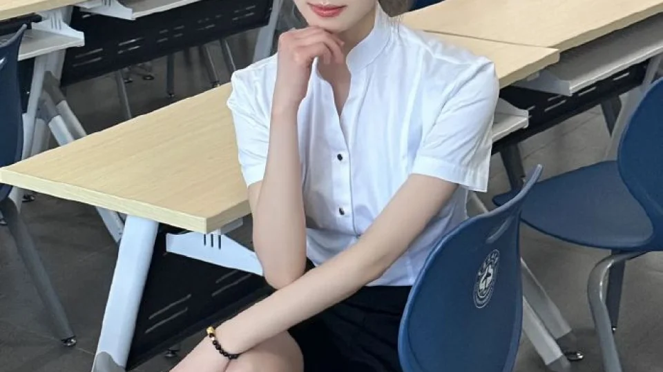 九九99re热线精品视频联合海角精选聚集地打造热门影视高品质视频观看指南播放预览封面
